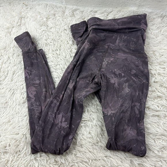 Lululemon Hug your Core Super High-Rise Tight 28" Rejuvenate Dark Chrome Multi - Picture 5 of 5